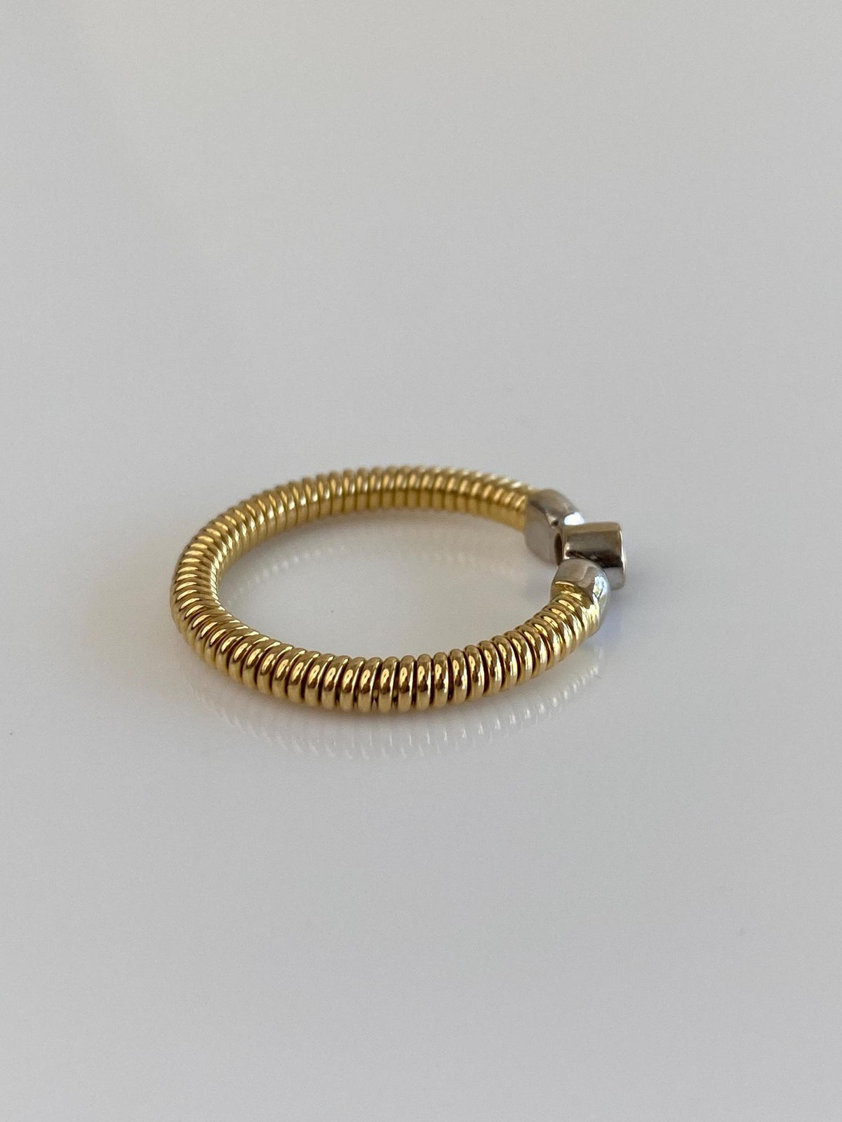 Vintage Solid 18k White & Yellow Gold Diamond Cable Design Ring Band - Size 7