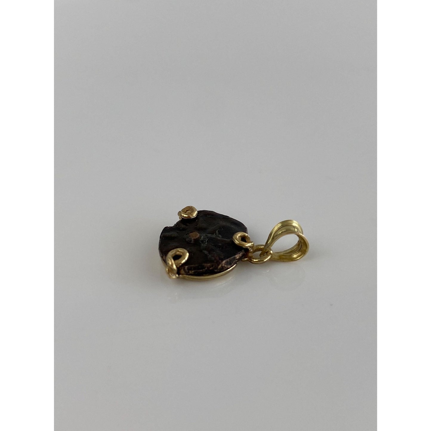 Vintage Solid 18k Yellow Gold Fossil Charm
