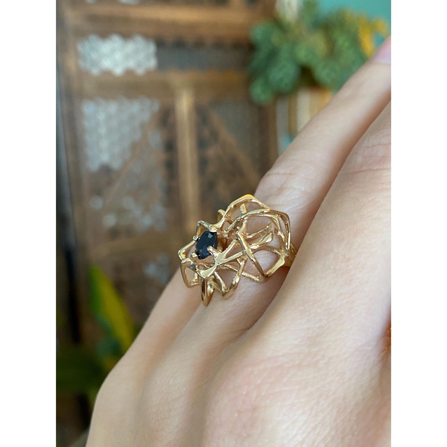 Solid 14k Yellow Gold Blue Spinel Abstract Ring - Size 4