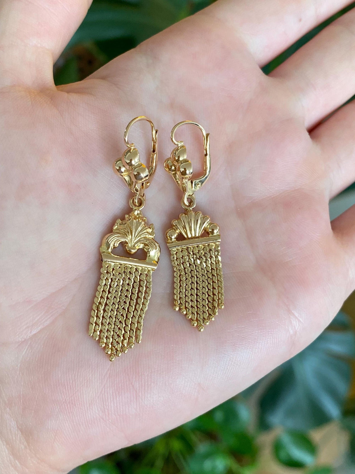 Vintage 18k Yellow Gold Serpentine Chain Fringe Dangle Earrings