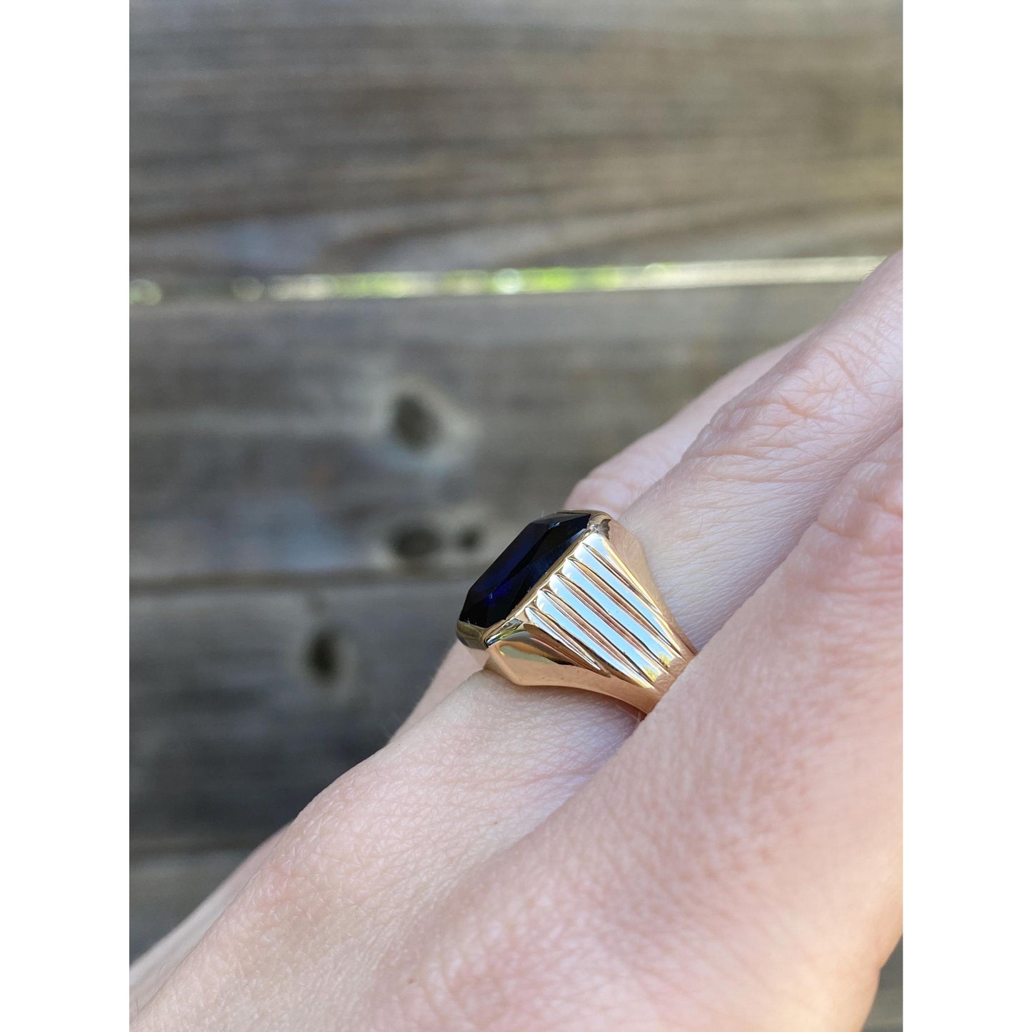 Vintage Solid 10k Yellow Gold Blue Sapphire Signet Ring - Size 8.25