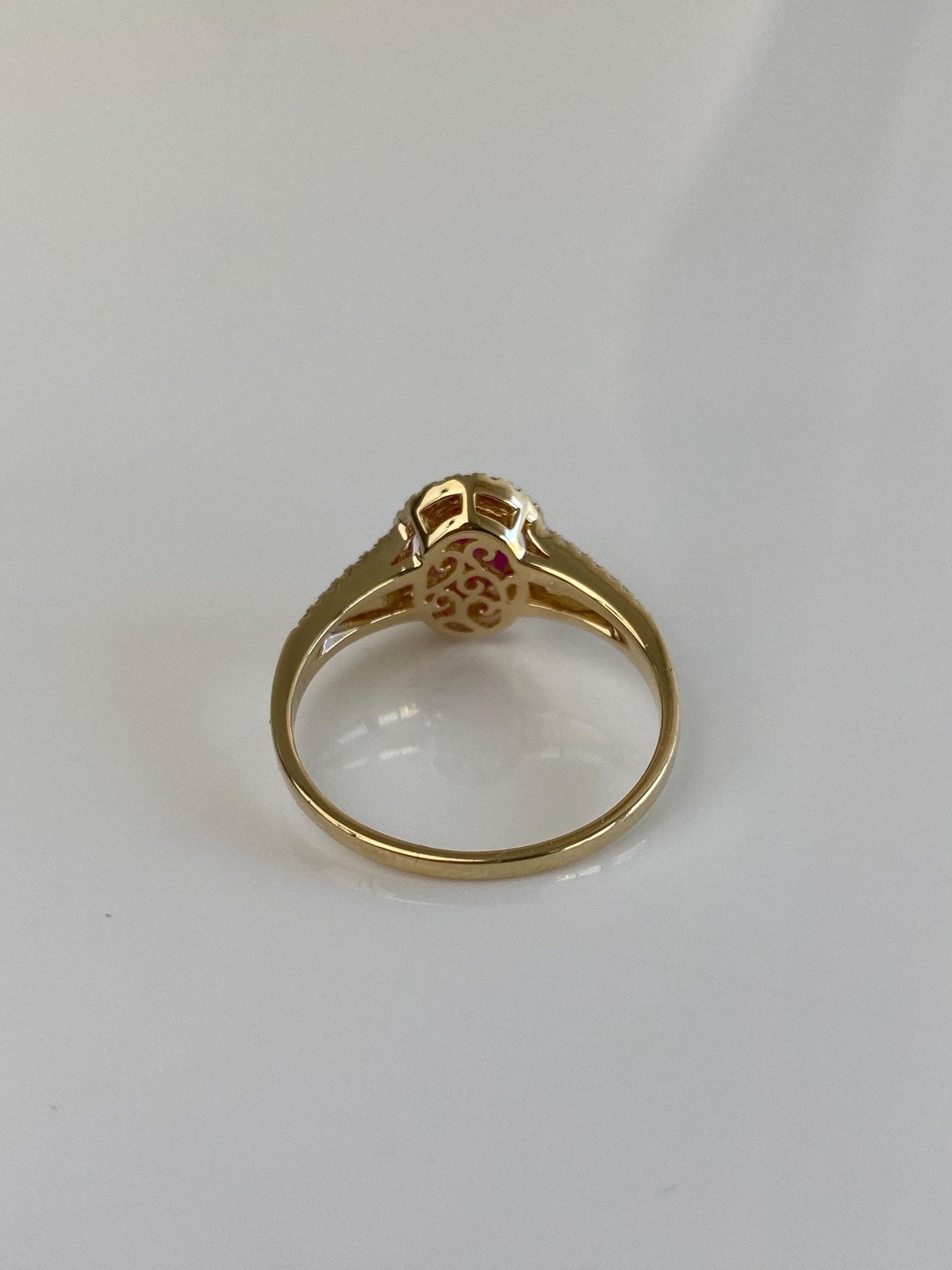Vintage Solid 14k Yellow Gold Diamond Halo Ruby Ring - Size 9