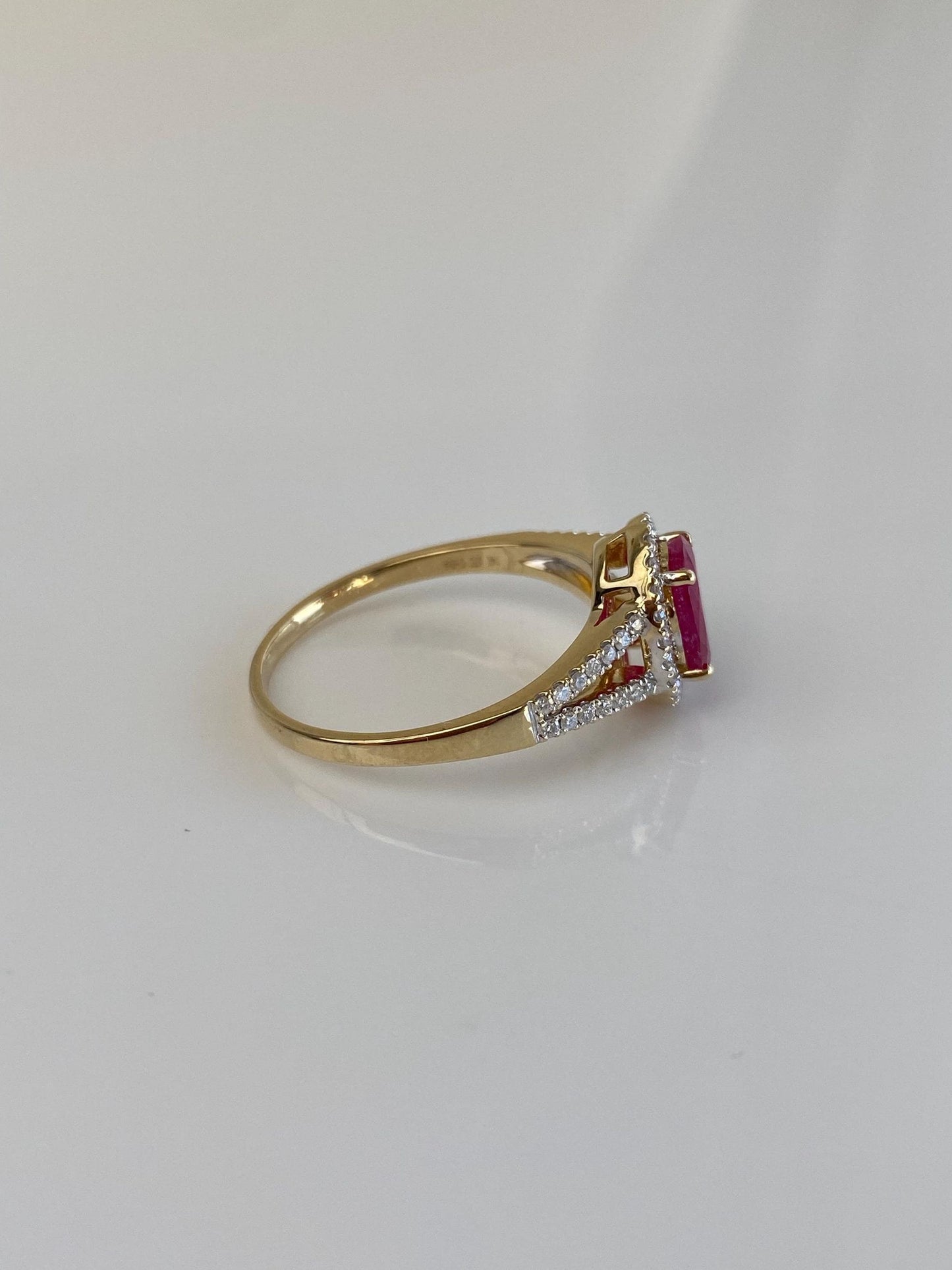 Vintage Solid 14k Yellow Gold Diamond Halo Ruby Ring - Size 9