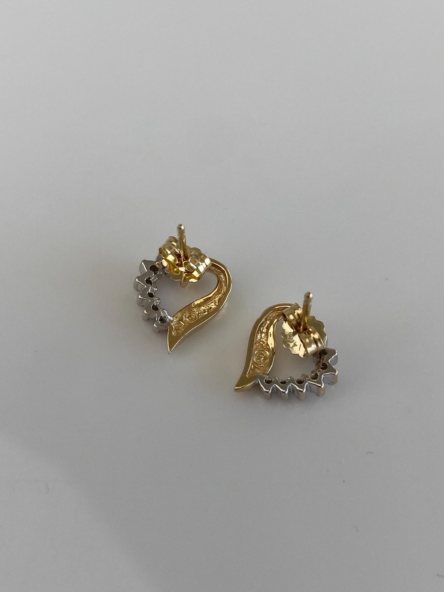 Vintage Solid 14k White & Yellow Gold Diamond Heart Stud Earrings