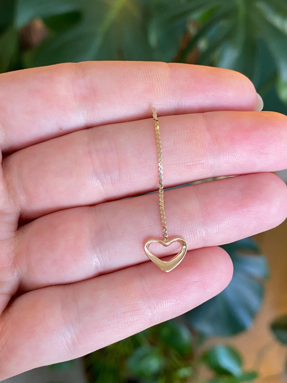 Vintage Solid 14k Yellow Gold SINGLE Open Heart Serpentine Chain Earring