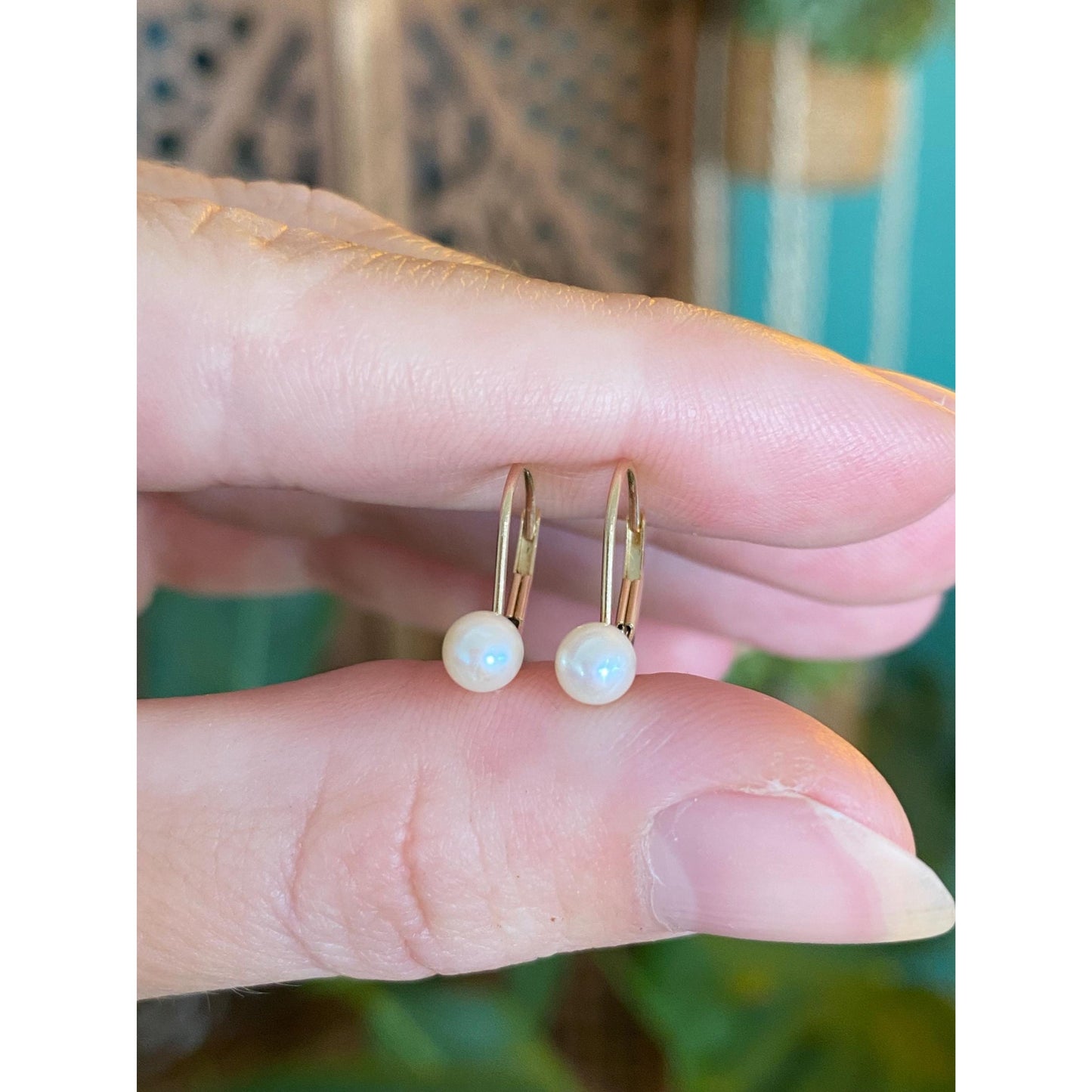 Vintage Solid 14k Yellow Gold Tiny Pearl Drop Earrings