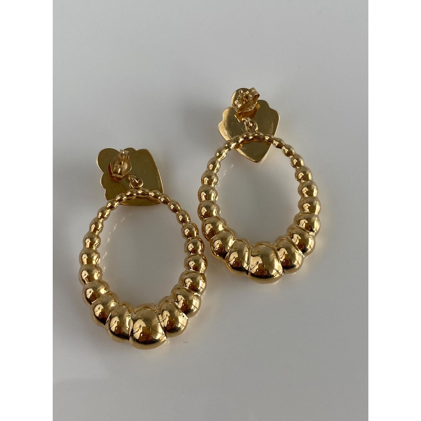 Vintage 14k Yellow Gold Fluted Scalloped Hoop Dangle Stud Earrings