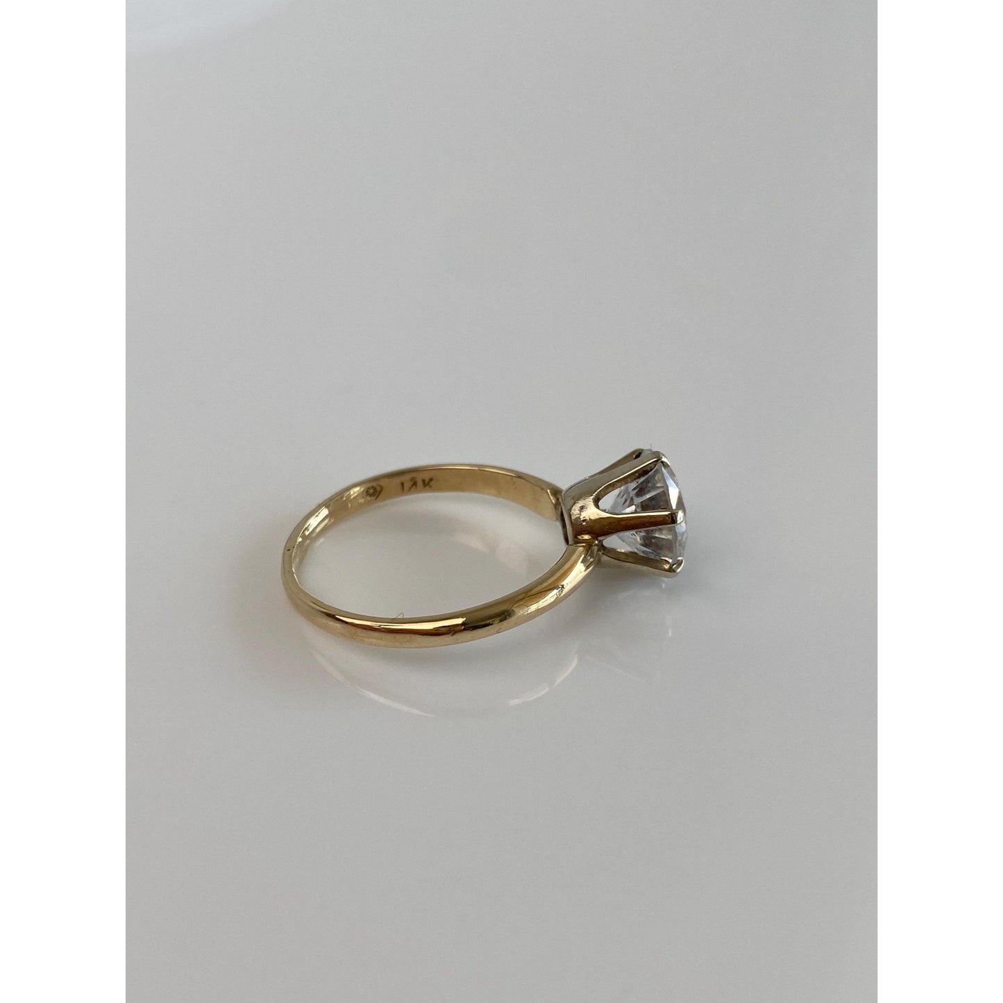 Solid 14k Yellow Gold Cubic Zirconia Ring - Size 6.25