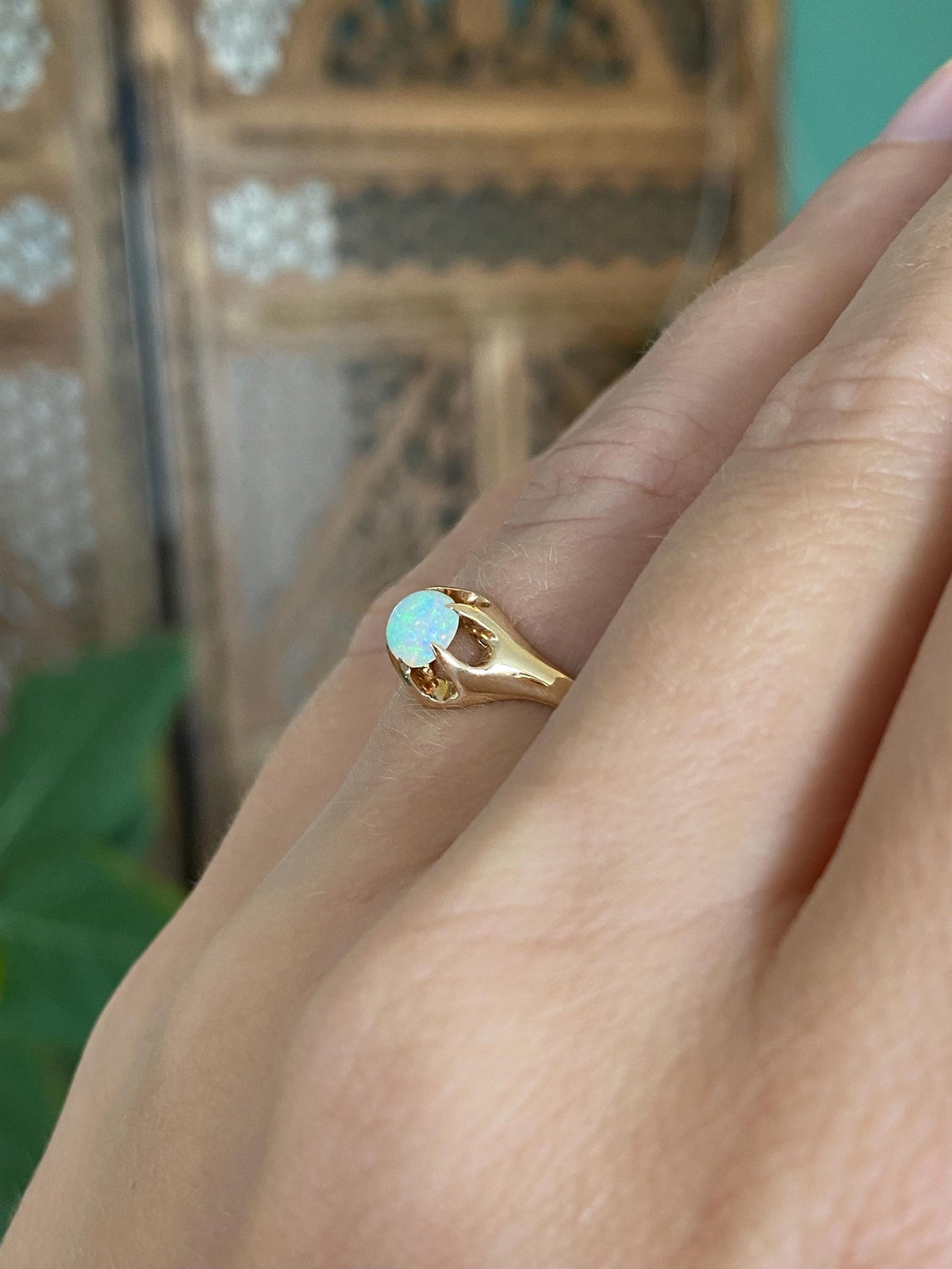 Vintage Solid 14k Yellow Gold Belcher Set Opal Ring - Size 4.75