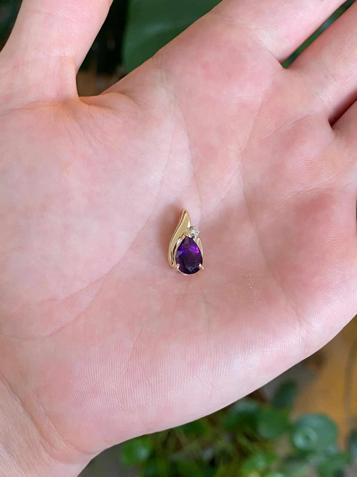 Vintage Solid 14k Yellow Gold Diamond Amethyst Teardrop Charm