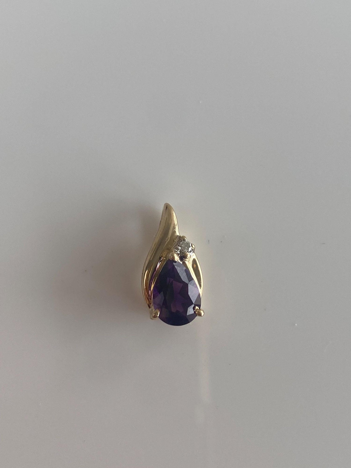 Vintage Solid 14k Yellow Gold Diamond Amethyst Teardrop Charm