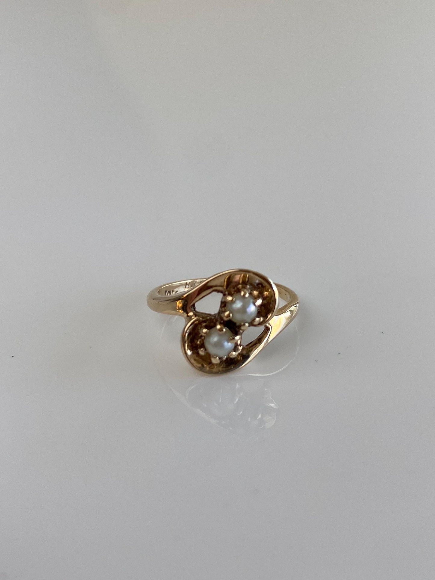 Vintage Solid 10k Yellow Gold Pearls Twist Ring - Size 3.25