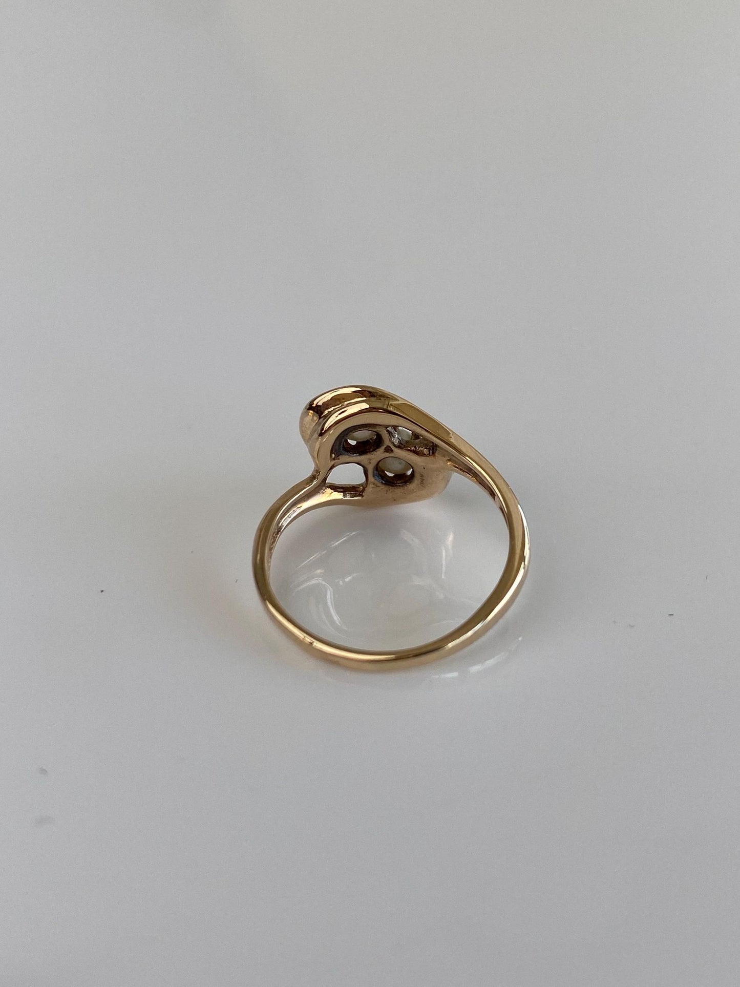 Vintage Solid 10k Yellow Gold Pearls Twist Ring - Size 3.25