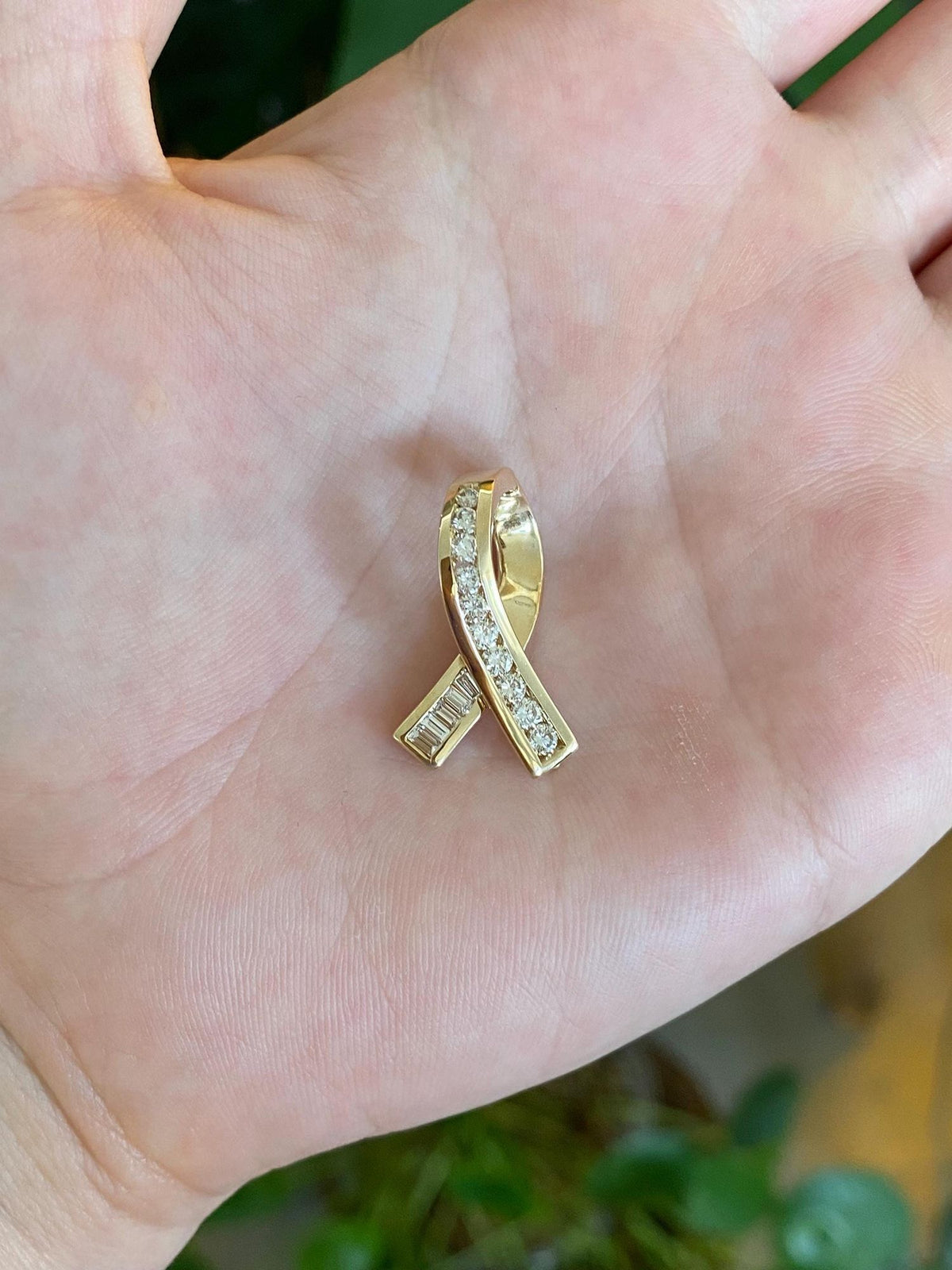 Solid 14k Yellow Gold Baguette & Round Diamond Twist Charm