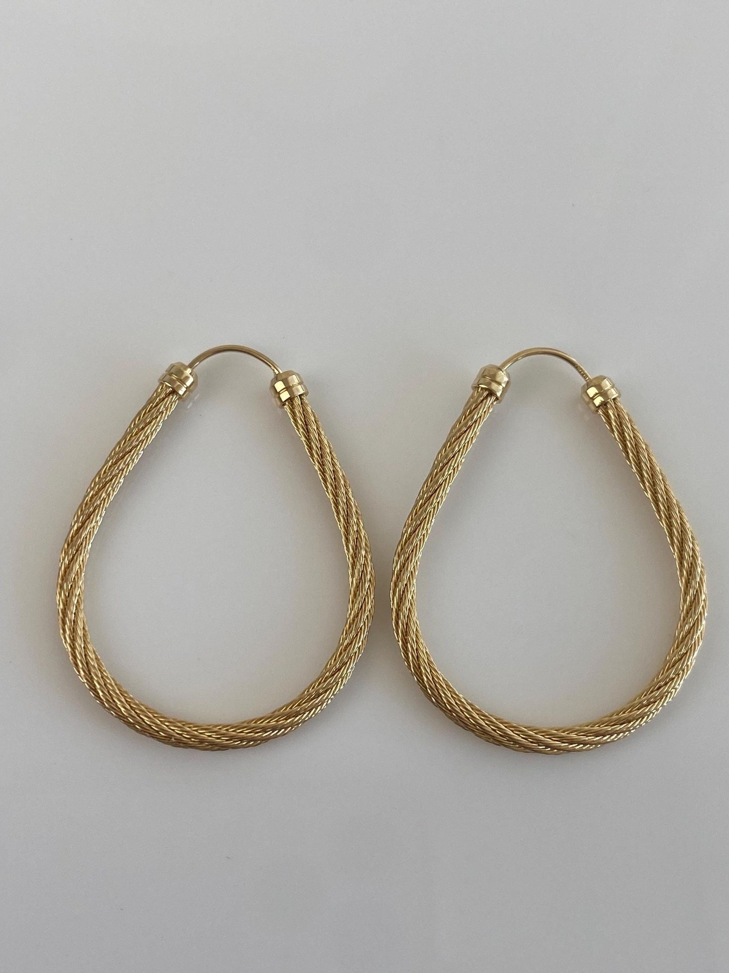Vintage Solid 14k Yellow Gold Twisted Teardrop Hoop Earrings