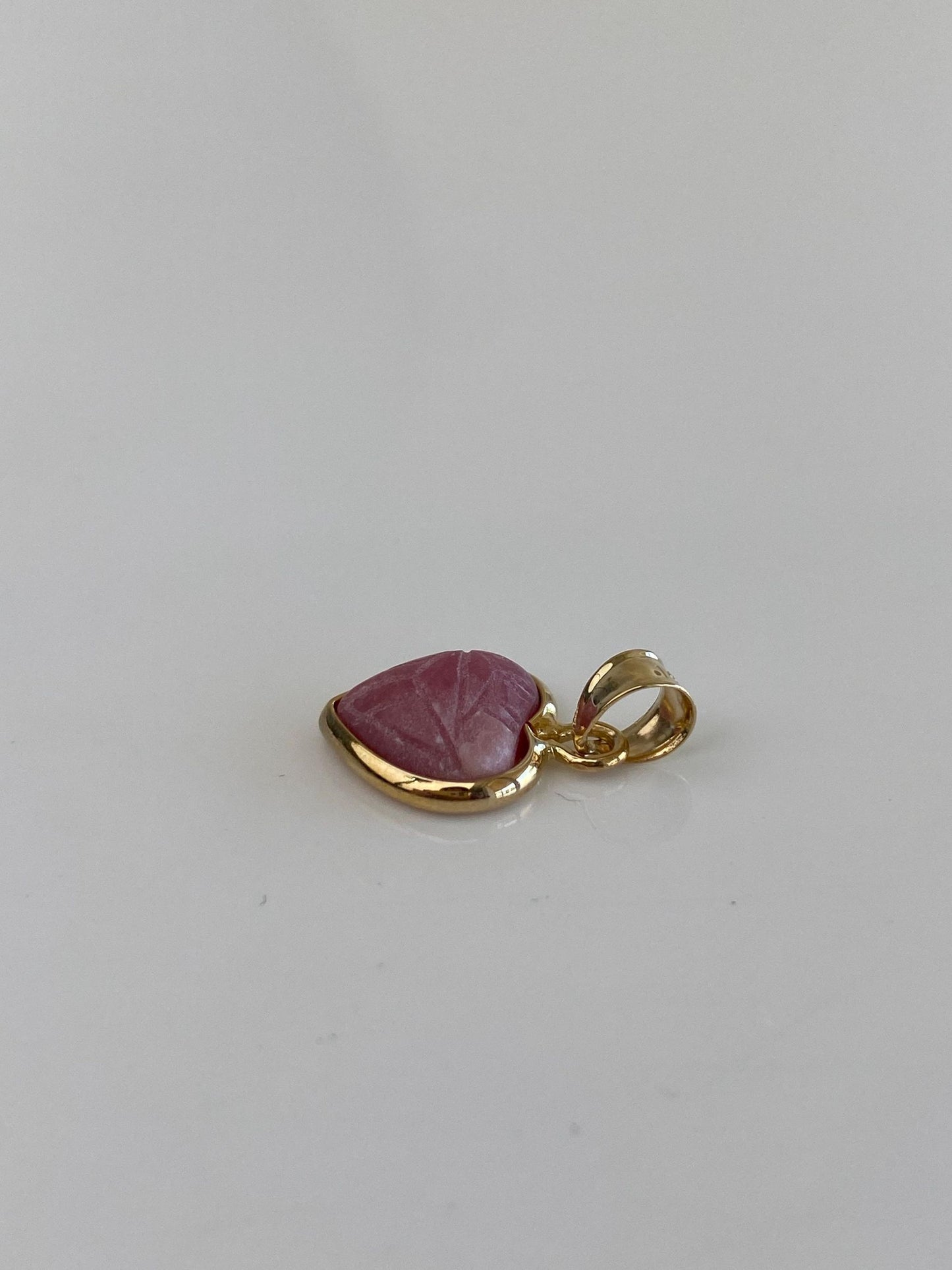 Vintage Solid 14k Yellow Gold Carved Rhodolite Heart Charm