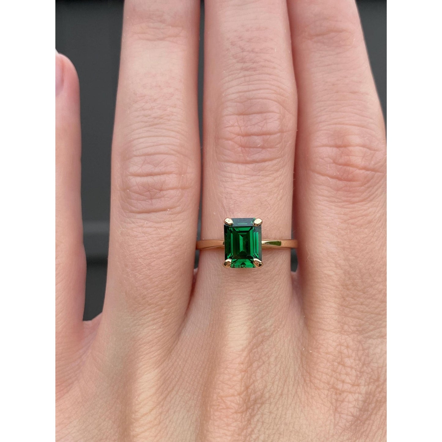 Solid 14k Yellow Gold Green Cubic Zirconia Ring - Size 7