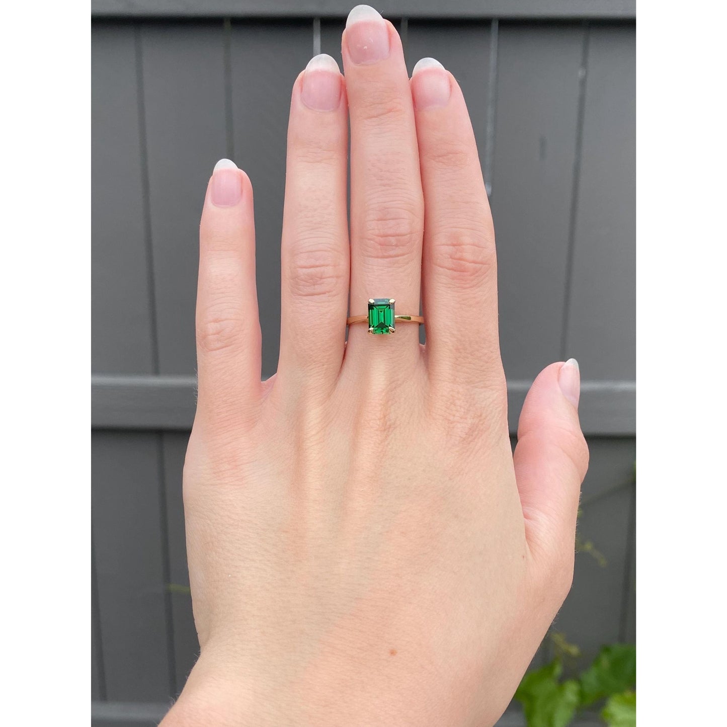 Solid 14k Yellow Gold Green Cubic Zirconia Ring - Size 7