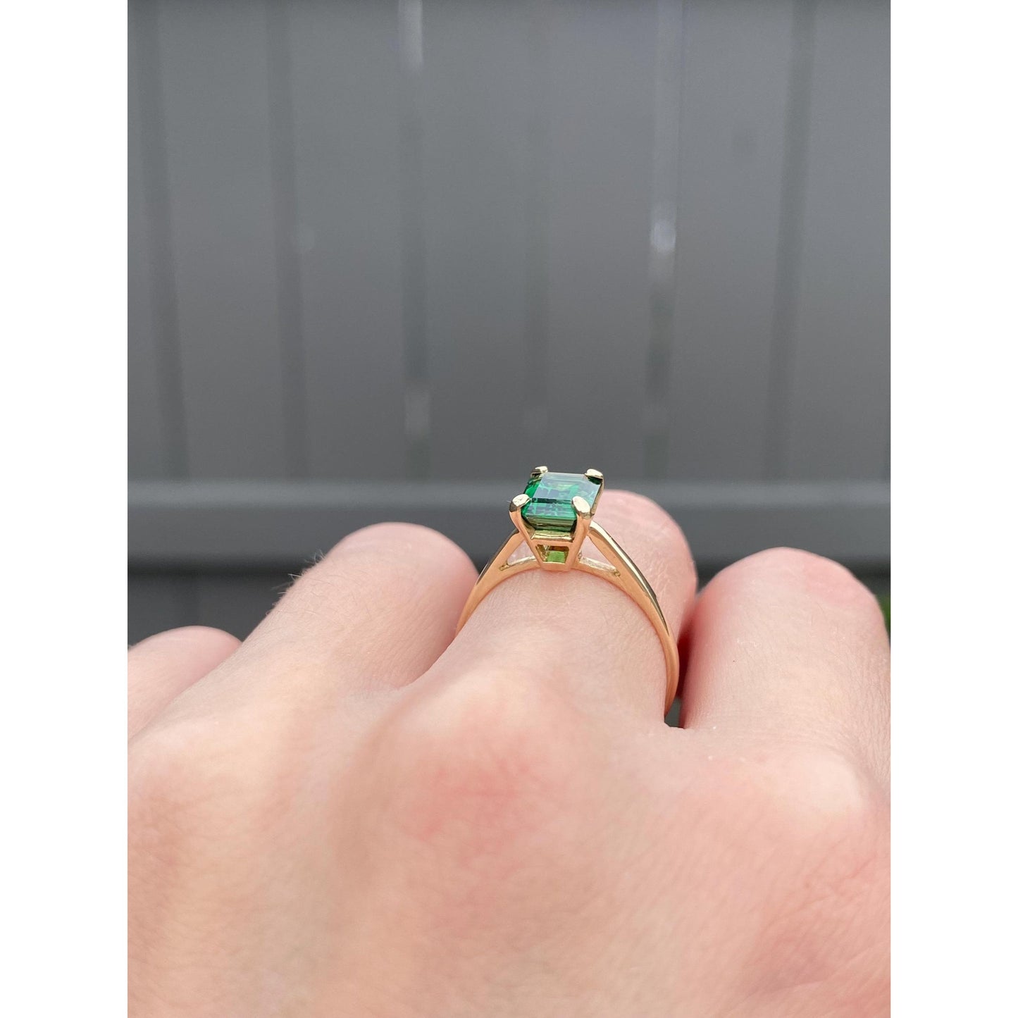 Solid 14k Yellow Gold Green Cubic Zirconia Ring - Size 7