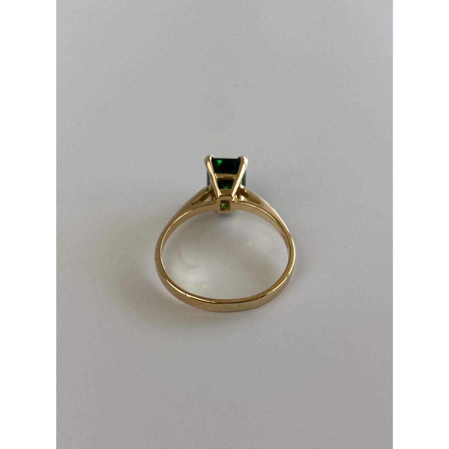 Solid 14k Yellow Gold Green Cubic Zirconia Ring - Size 7