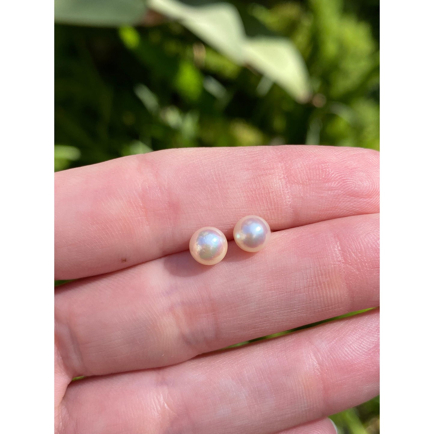 Vintage Solid 14k Yellow Gold Pearl Stud Earrings