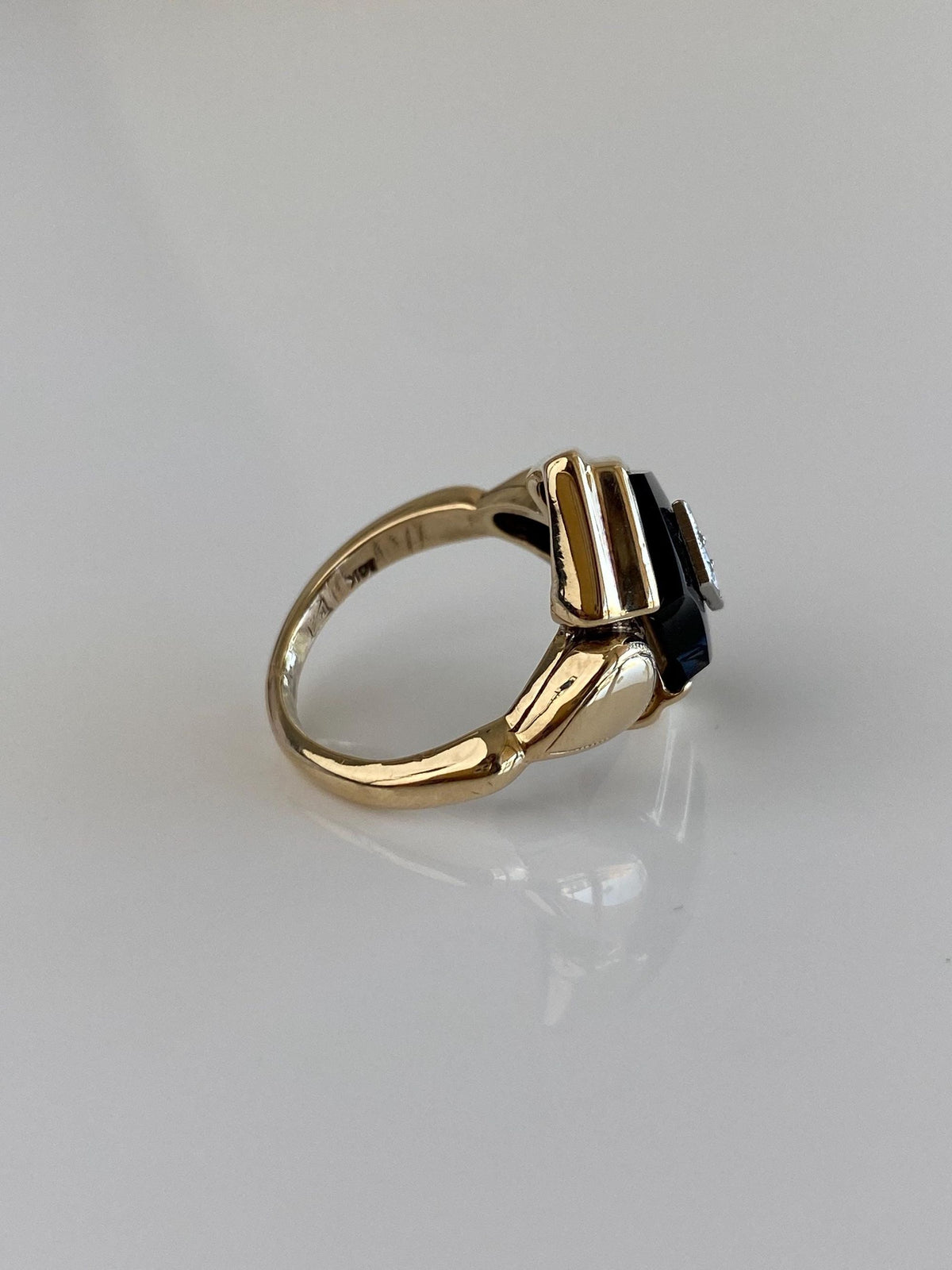 Vintage Solid 9k White & Yellow Gold Onyx Diamond Ring - Size 3.5