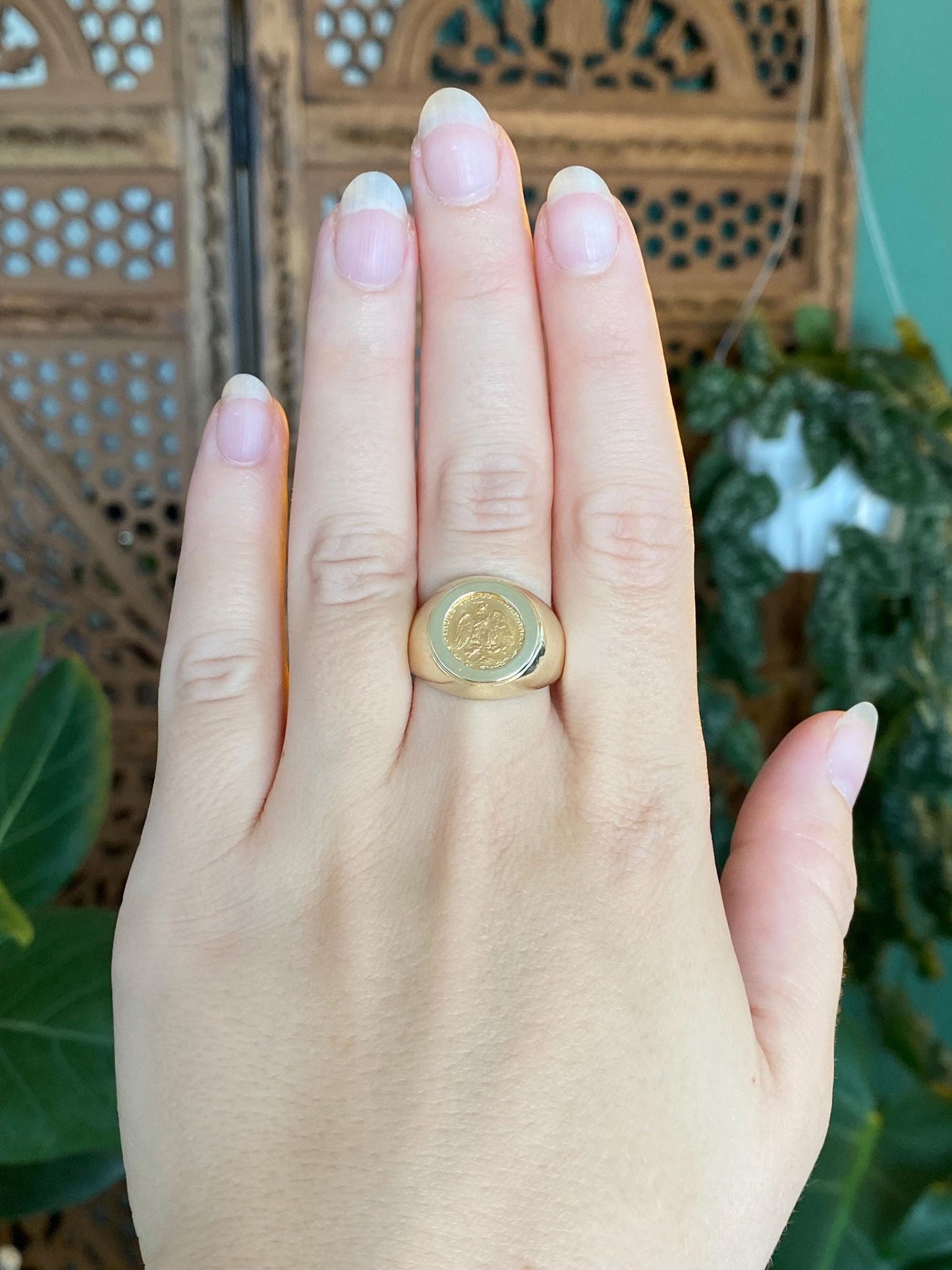 Vintage Solid 10k Yellow Gold Mexican Dos Peso Gold Coin Ring - Size 9.75