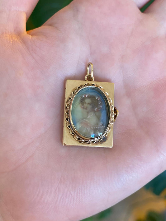 Vintage Solid 14k Yellow Gold Painted Cameo Locket Book Charm