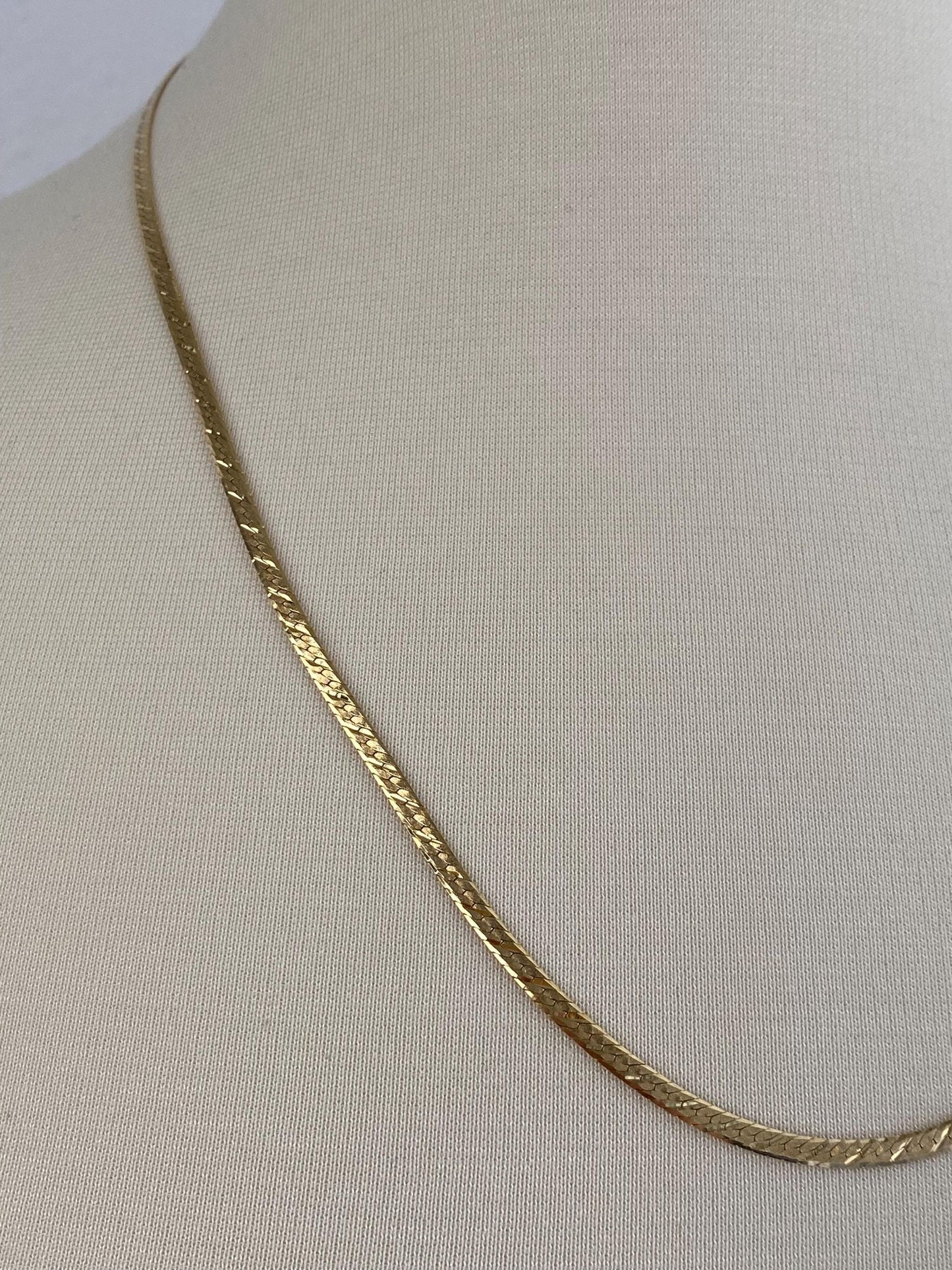 Vintage Solid 14k Yellow Gold Long Pattern Herringbone Chain Necklace - 23.75 inches
