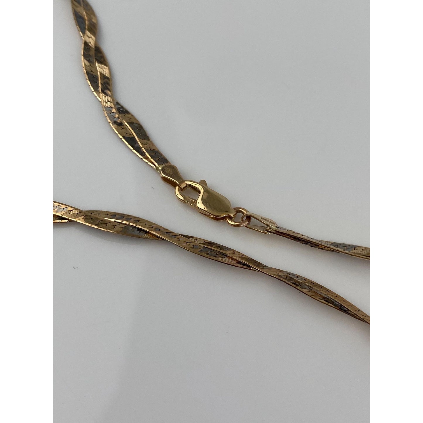 Vintage Solid 14k Yellow & White Gold Twist Herringbone Chain Necklace - 18.25 inches