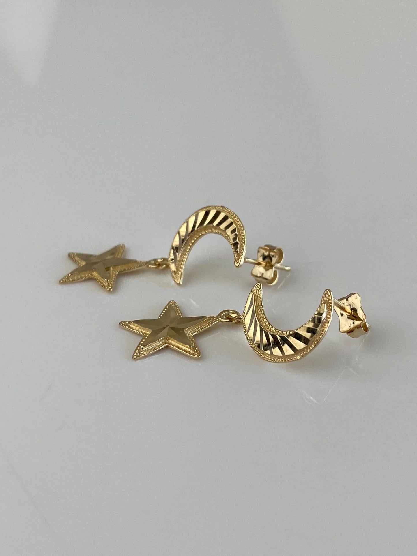 Vintage Solid 14k Yellow Gold Diamond Cut Moon & Star Dangle Stud Earrings