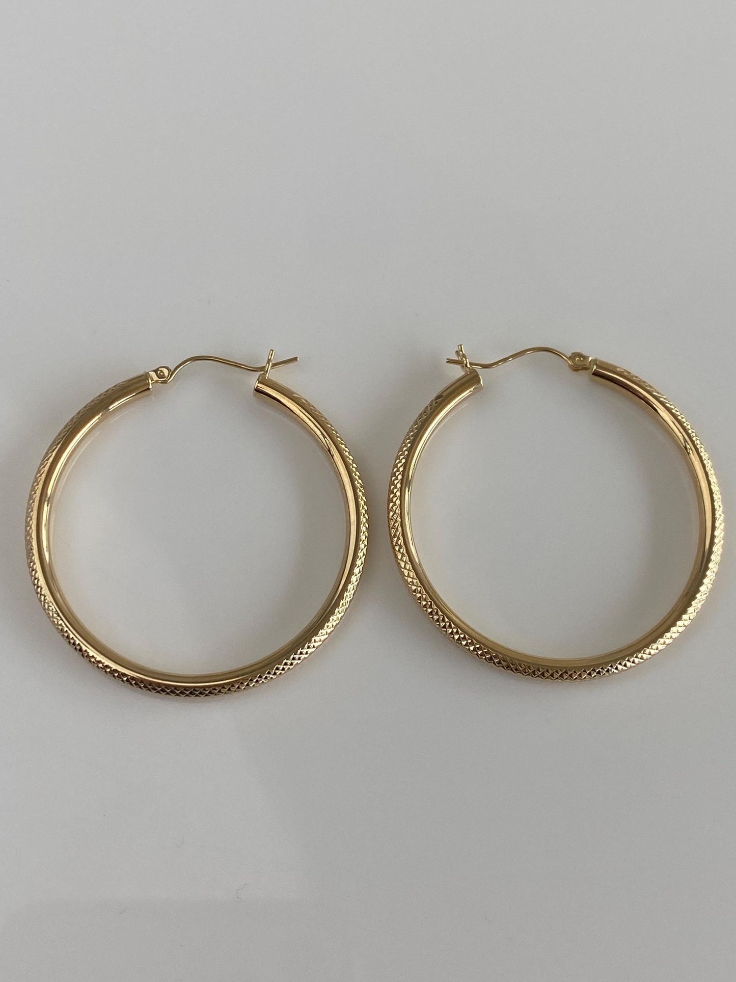 Vintage 14k Yellow Gold Textured Hoop Earrings