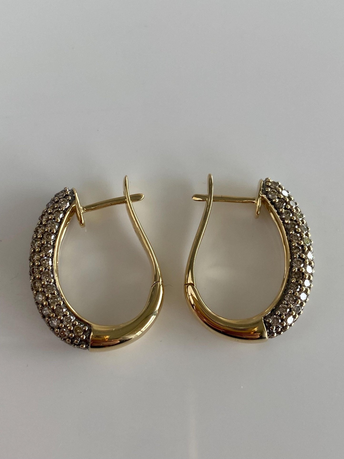 Vintage Solid 14k Yellow Gold Champagne Diamond Pave Drop Earrings