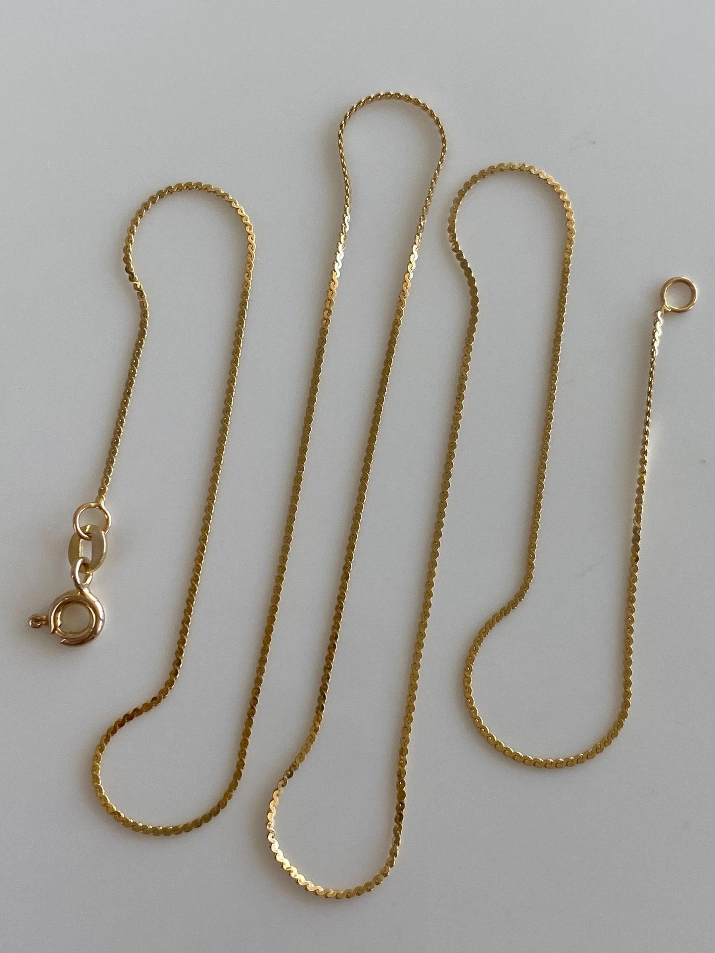 Vintage Solid 14k Yellow Gold Dainty Serpentine Chain Necklace - 18 inches