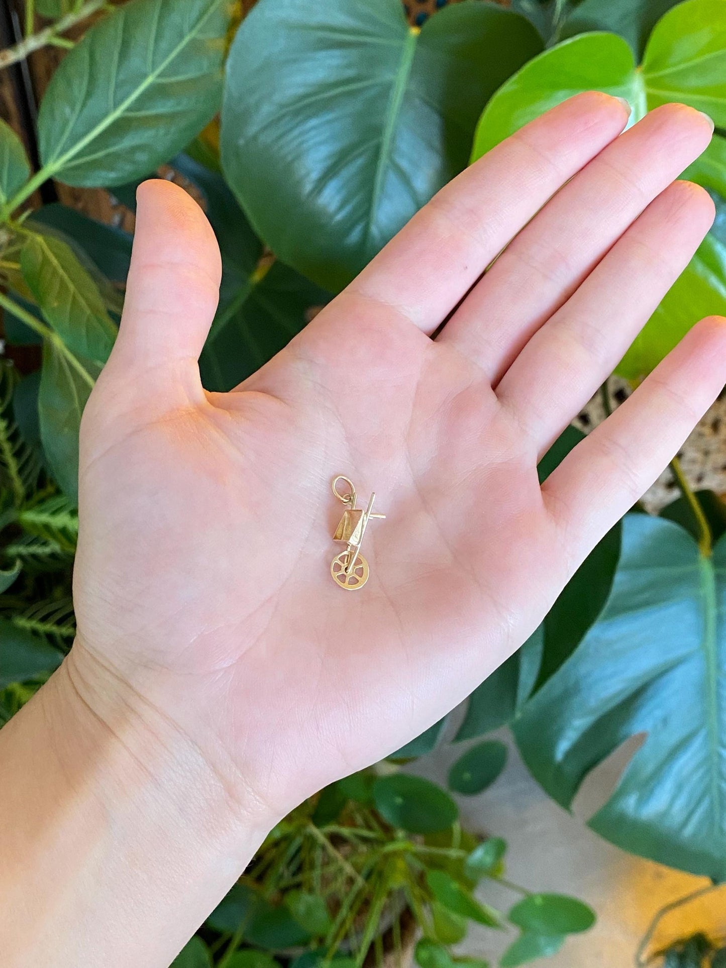 Vintage Solid 9k Yellow Gold Wheelbarrow Charm