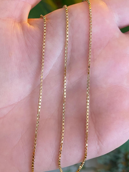 Vintage Solid 10k Yellow Gold Chunky Box Chain Necklace - 16.25 inches