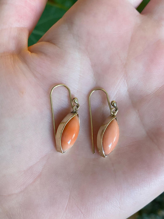 Vintage Solid 9k Yellow Gold Coral Marquis Dangle Earrings