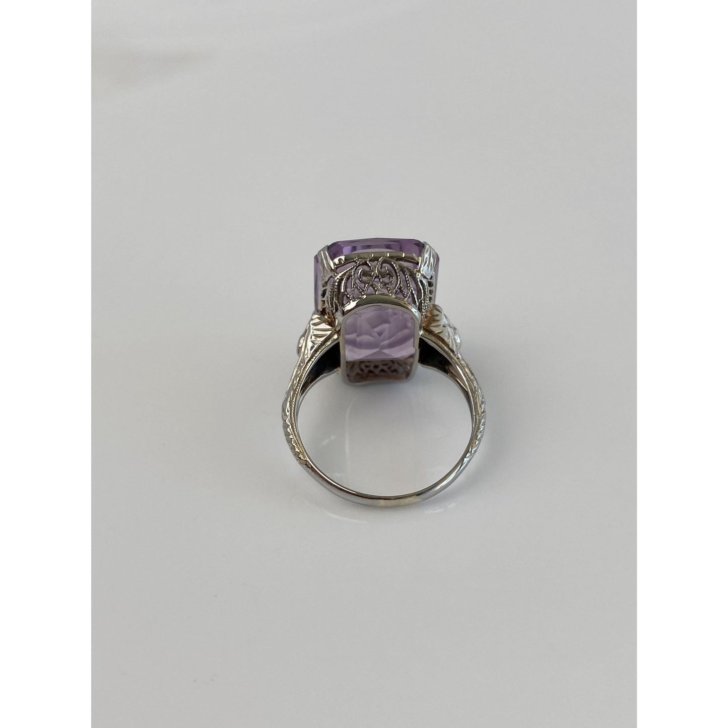 Vintage Solid 18k White Gold Amethyst Intaglio Cameo Ring - Size 6.5