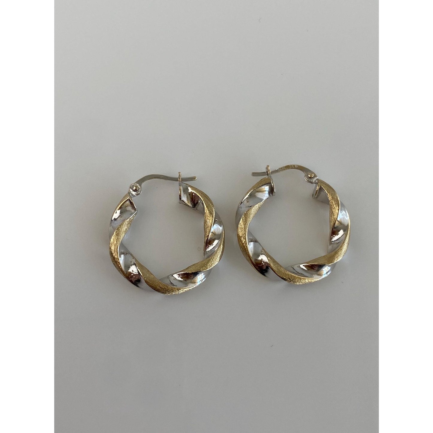 Vintage 14k White & Yellow Gold Twist Hoop Earrings