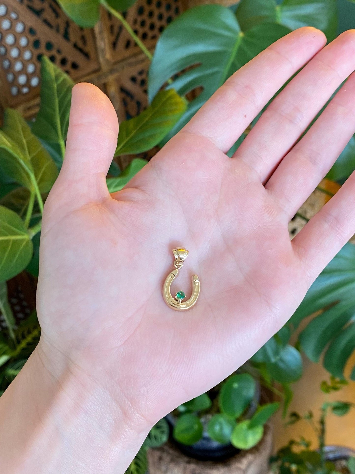 Vintage Solid 14k Yellow Gold Green Cubic Zirconia Horseshoe Charm