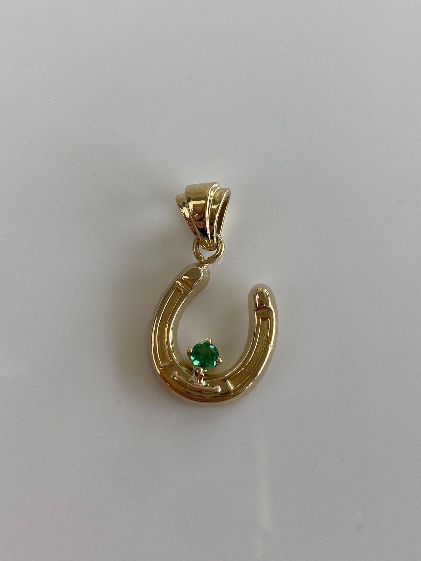 Vintage Solid 14k Yellow Gold Green Cubic Zirconia Horseshoe Charm