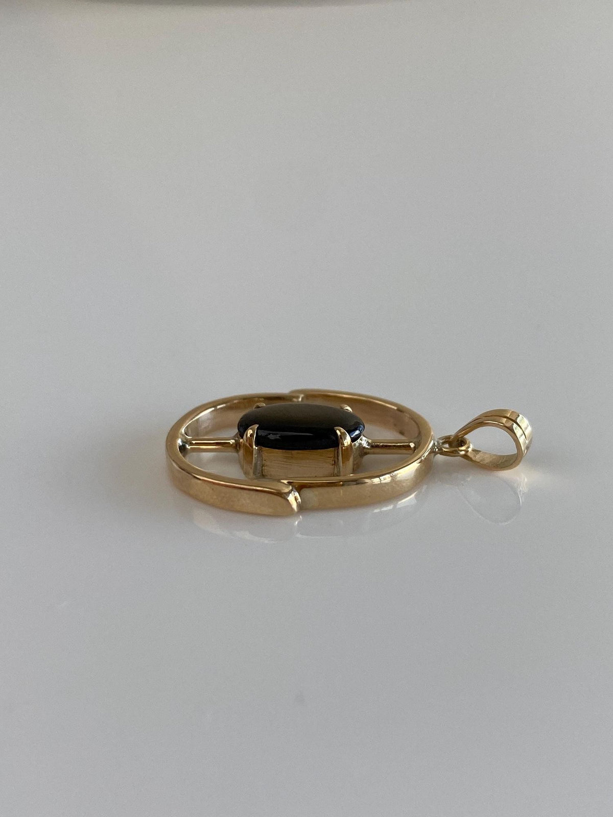 Vintage Solid 10k Yellow Gold Star Sapphire Charm