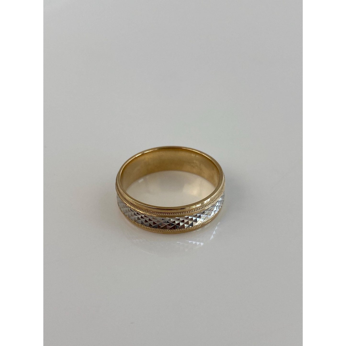 Vintage Solid 10k White & Yellow Gold Diamond Cut Ring Band - Size 8