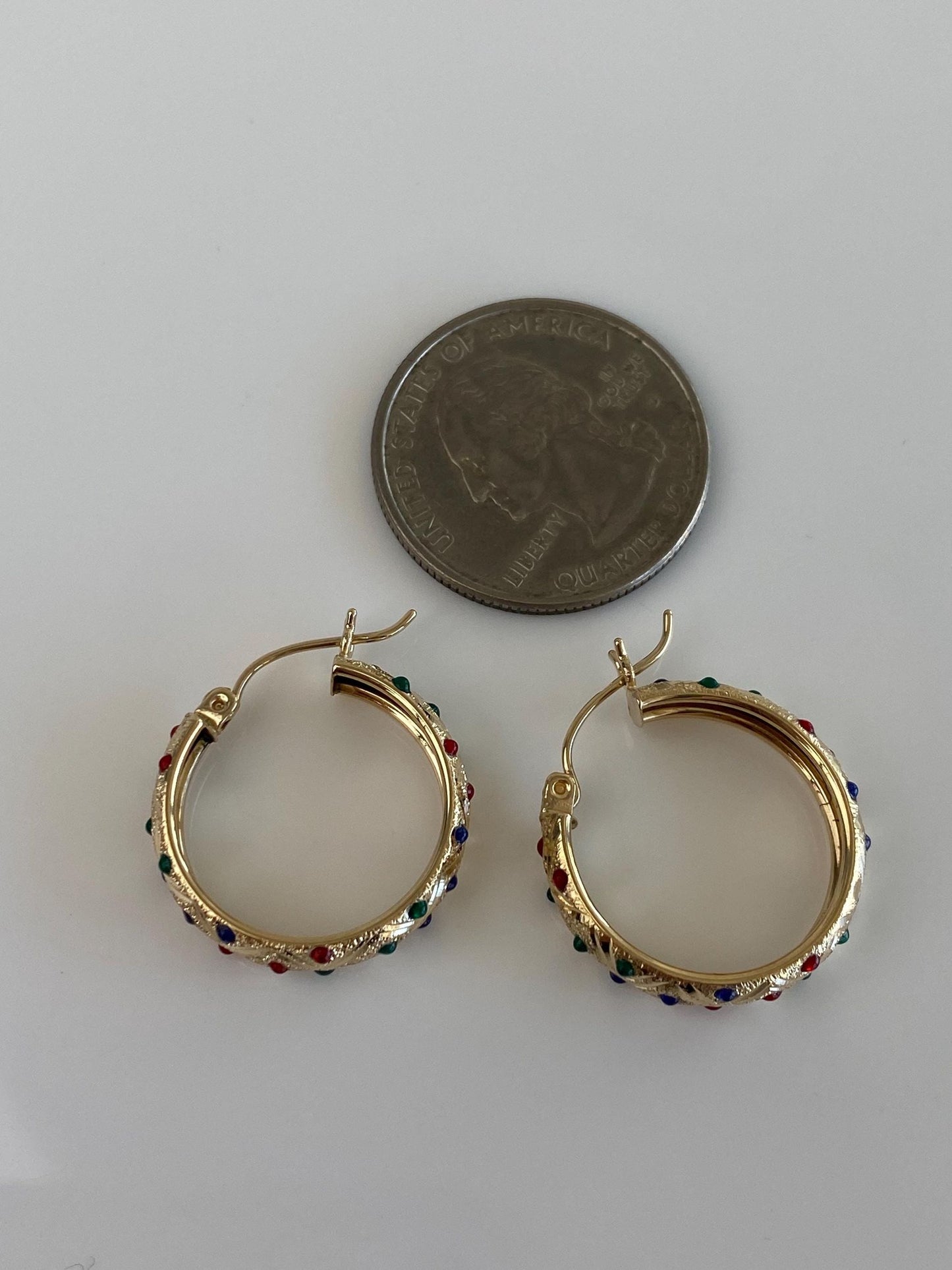 Vintage 10k Yellow Gold Diamond Cut Enamel Hoop Earrings