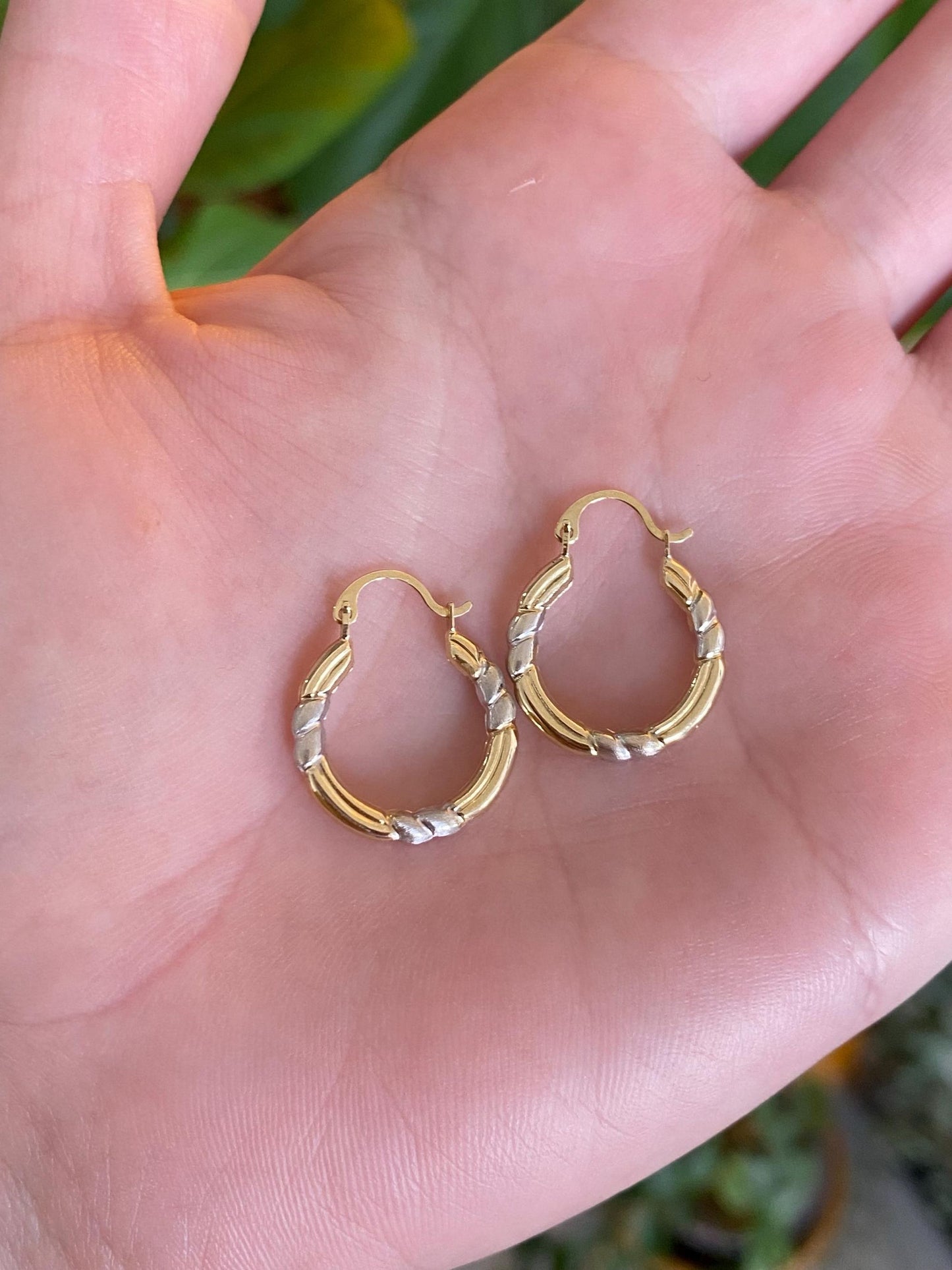 Vintage 14k White & Yellow Gold Design Hoop Earrings