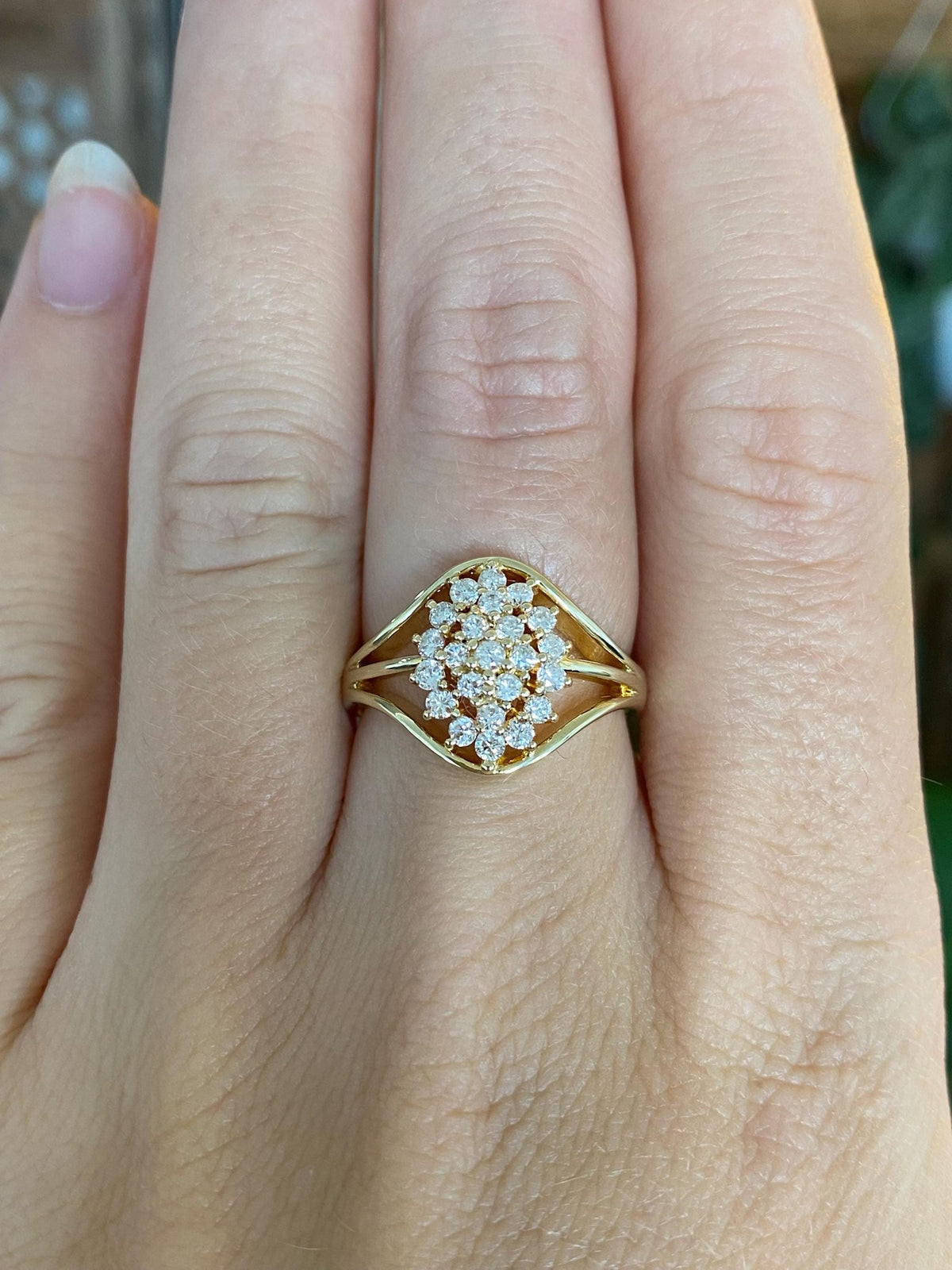 Vintage Solid 14k Yellow Gold Diamond Cluster Ring - Size 6.75