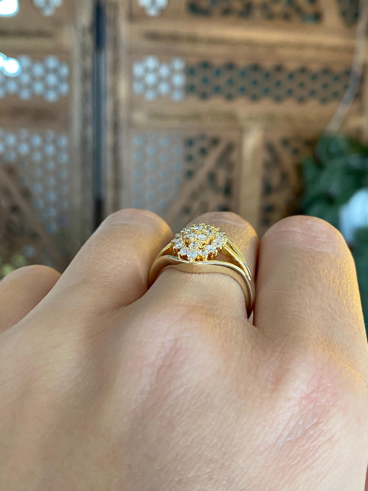 Vintage Solid 14k Yellow Gold Diamond Cluster Ring - Size 6.75