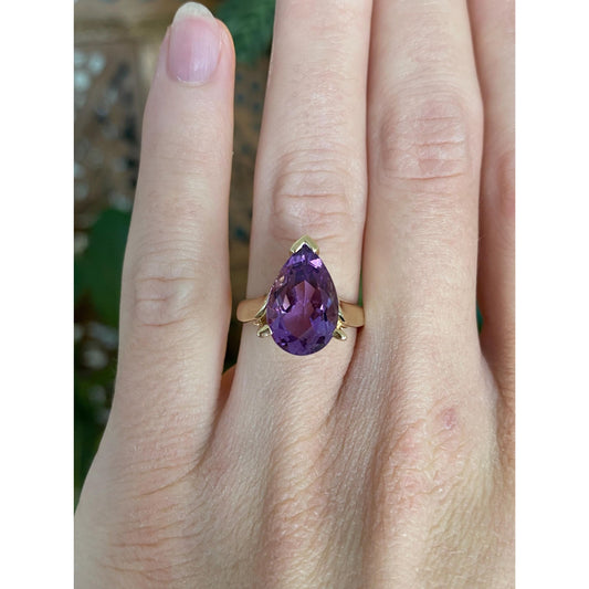 Vintage Solid 14k Yellow Gold Amethyst Teardrop Ring - Size 5.25