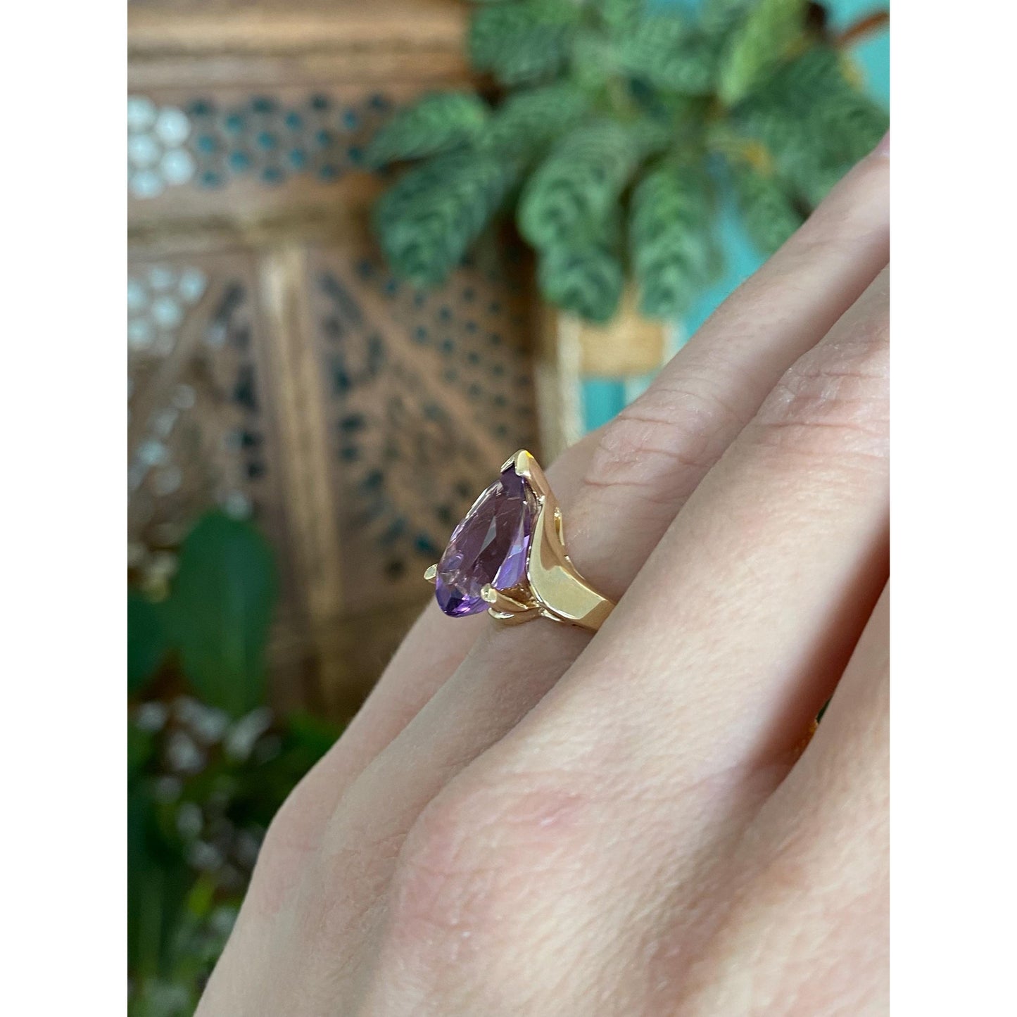 Vintage Solid 14k Yellow Gold Amethyst Teardrop Ring - Size 5.25