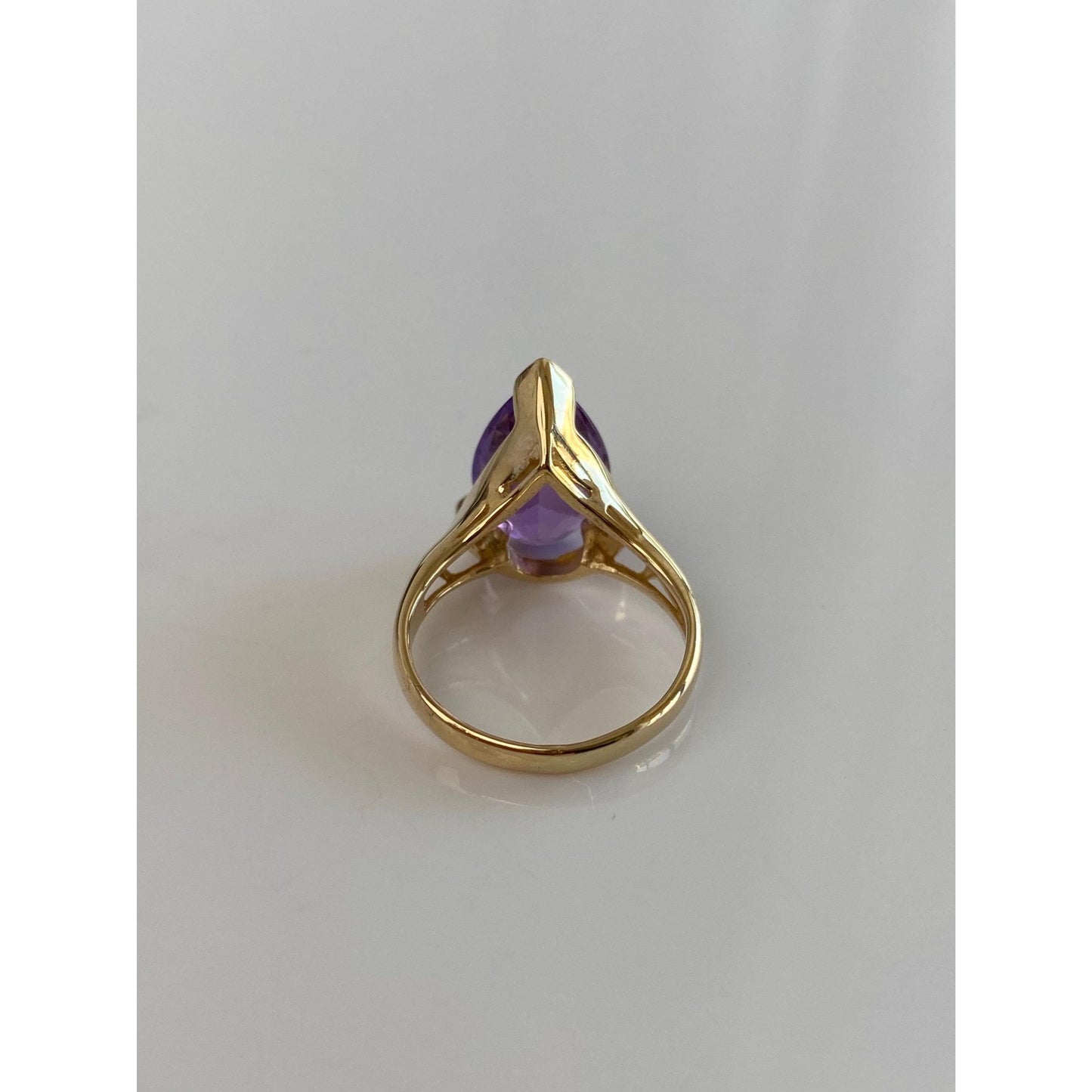 Vintage Solid 14k Yellow Gold Amethyst Teardrop Ring - Size 5.25